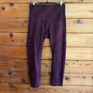 Lululemon Wunder Under Crop Full-On Luon Sz 6 Shifted Horizon Red Grape Black